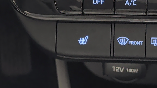 Certified 2023 Hyundai Elantra Limited FWD image 19