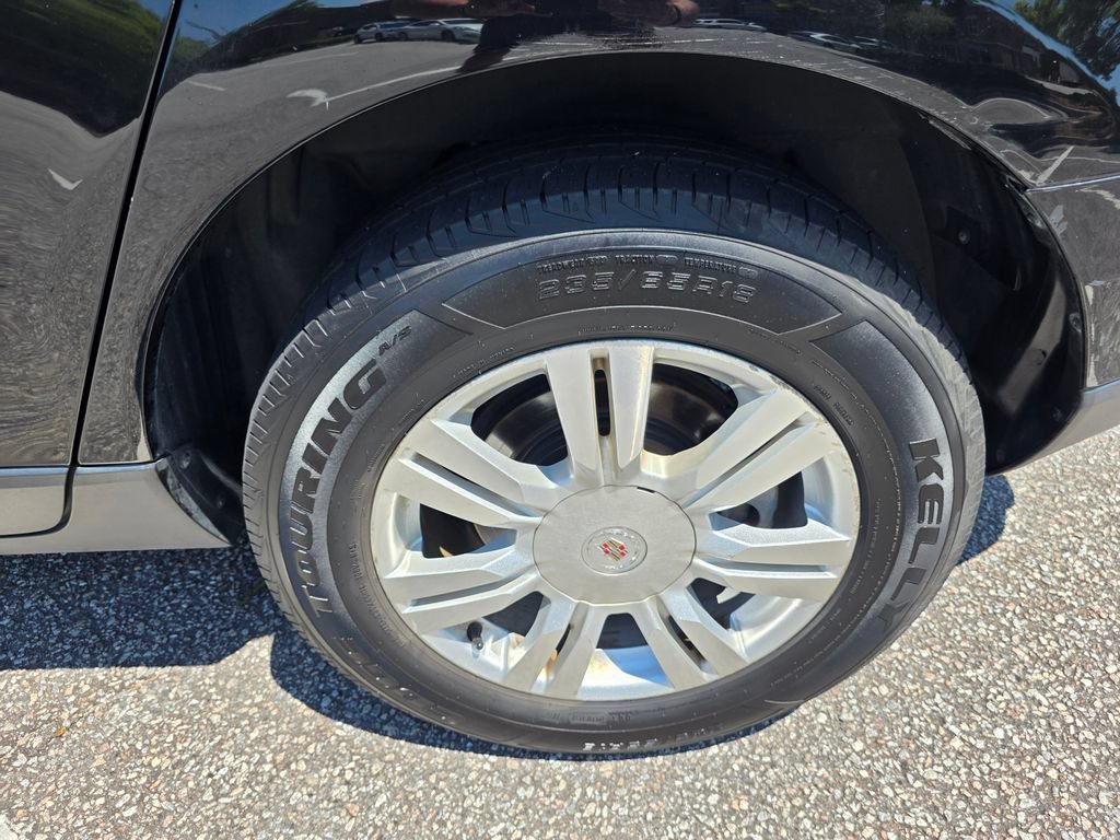 Used 2015 Cadillac SRX Luxury w/ Driver Awareness Package FWD image 28