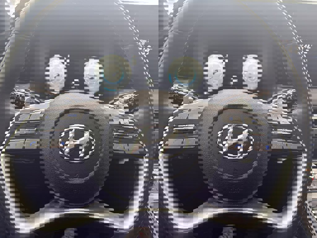 Used 2024 Hyundai Palisade Calligraphy image 16