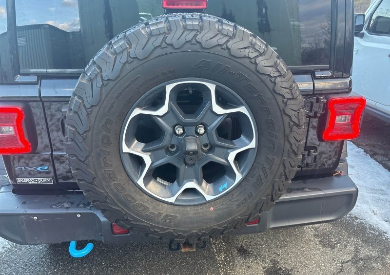 Used 2022 Jeep Wrangler Unlimited Rubicon 4xe w/ Cold Weather Group image 5