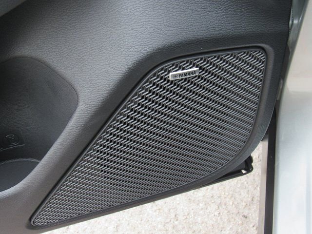 New 2026 Mitsubishi Outlander ES image 12