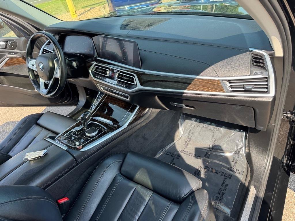 Used 2019 BMW X7 xDrive40i w/ Cold Weather Package AWD/4WD image 32