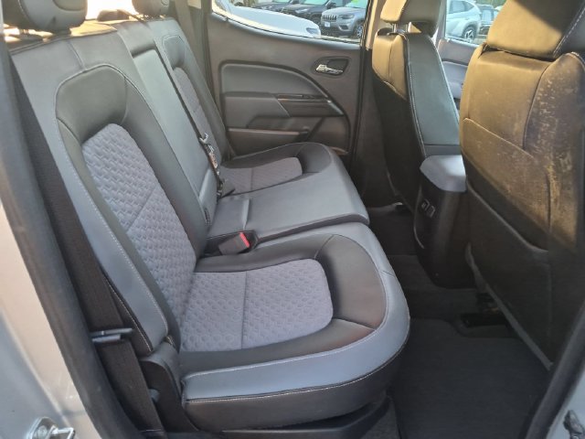 Used 2015 Chevrolet Colorado Z71 AWD/4WD image 31