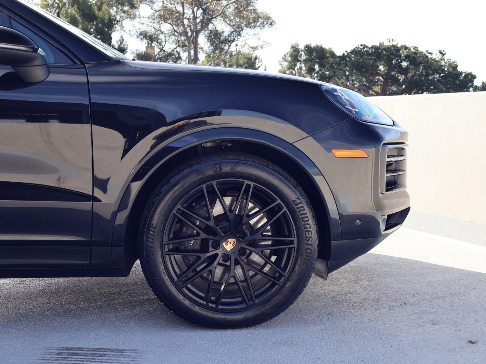 Certified 2025 Porsche Cayenne Coupe image 11