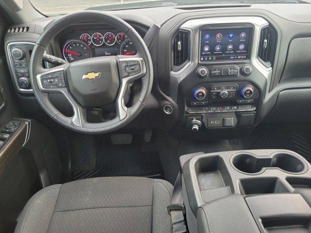 Used 2022 Chevrolet Silverado 1500 LT AWD/4WD image 17