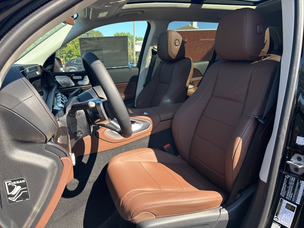 New 2026 Mercedes-Benz GLS 450 4MATIC image 21
