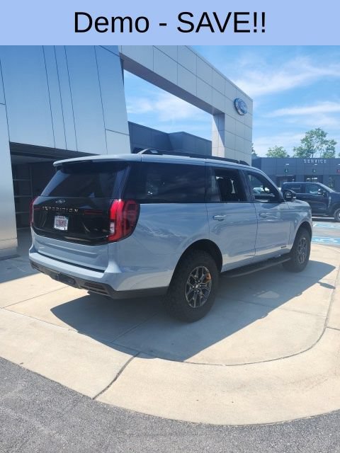 New 2026 Ford Expedition Tremor AWD/4WD image 8