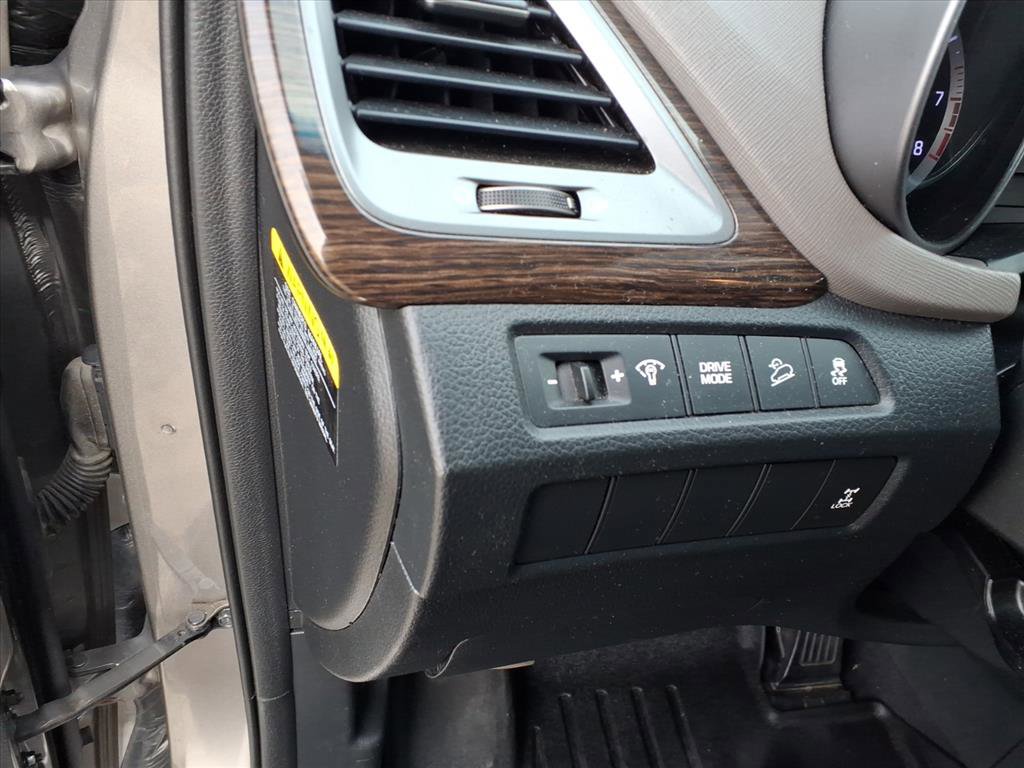 Used 2018 Hyundai Santa Fe Sport image 20