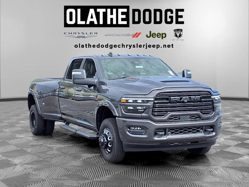 New 2027 RAM 3500 Laramie AWD/4WD image 28