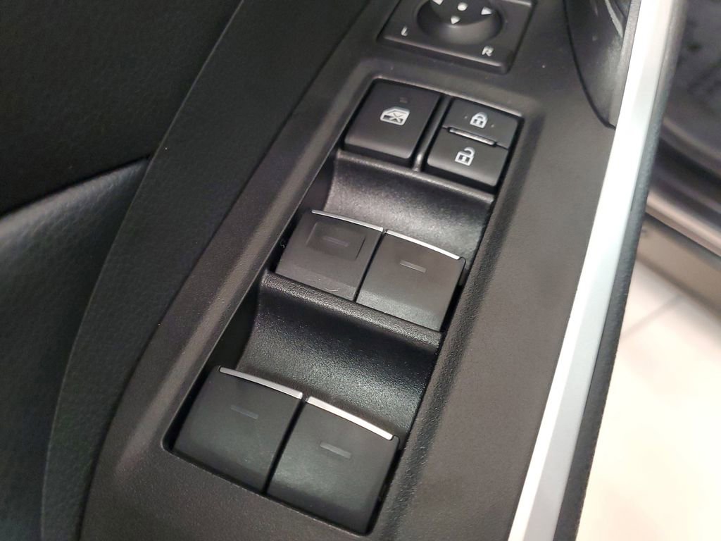 Used 2023 Toyota RAV4 XLE image 18