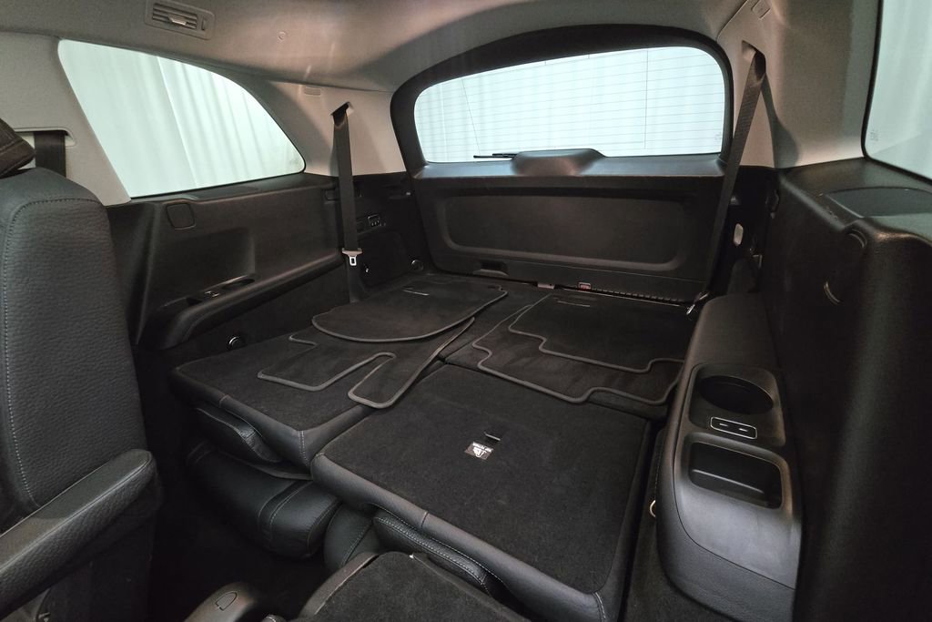 Used 2023 Mercedes-Benz GLS 450 4MATIC w/ AMG Line Exterior image 27