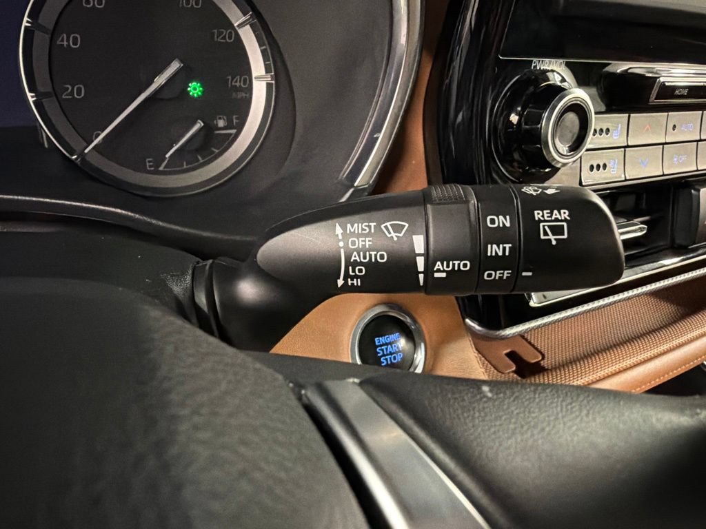 Used 2020 Toyota Highlander Platinum AWD/4WD image 22