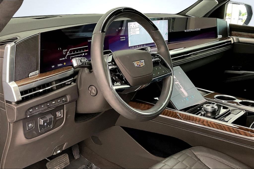 Used 2025 Cadillac Escalade Sport Platinum image 14