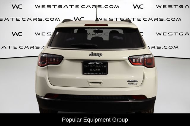 Used 2019 Jeep Compass Latitude w/ Popular Equipment Group FWD image 4