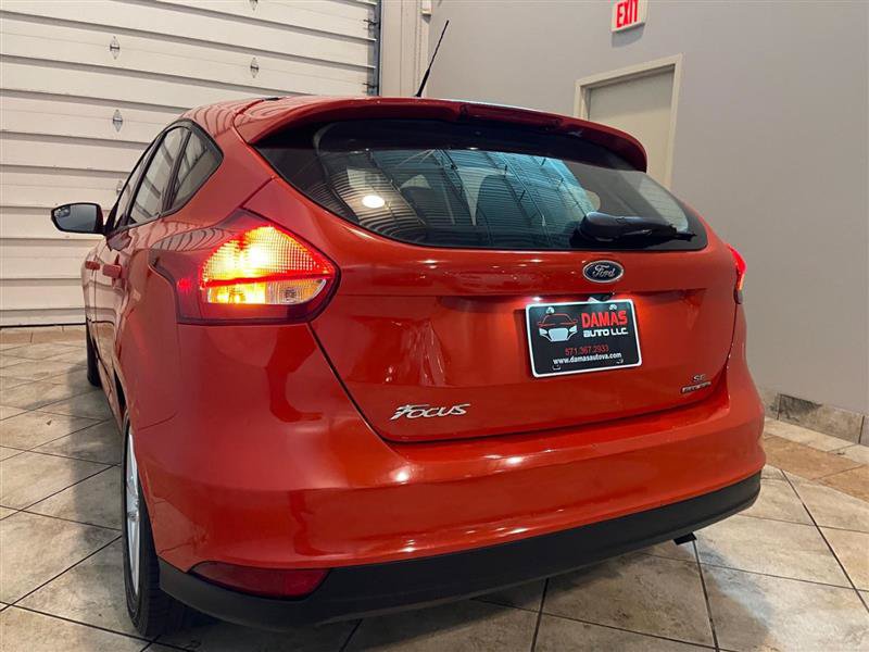 Used 2015 Ford Focus SE FWD image 37
