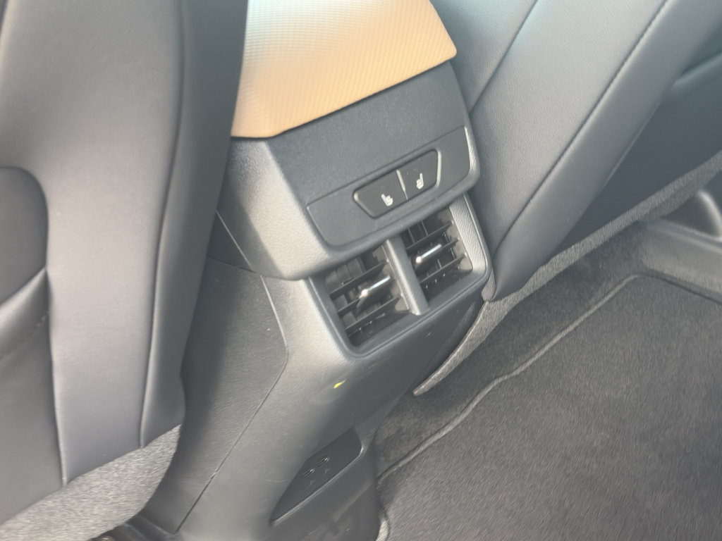New 2027 Chevrolet Equinox ACTIV w/ Safety and Technology Package AWD/4WD image 26