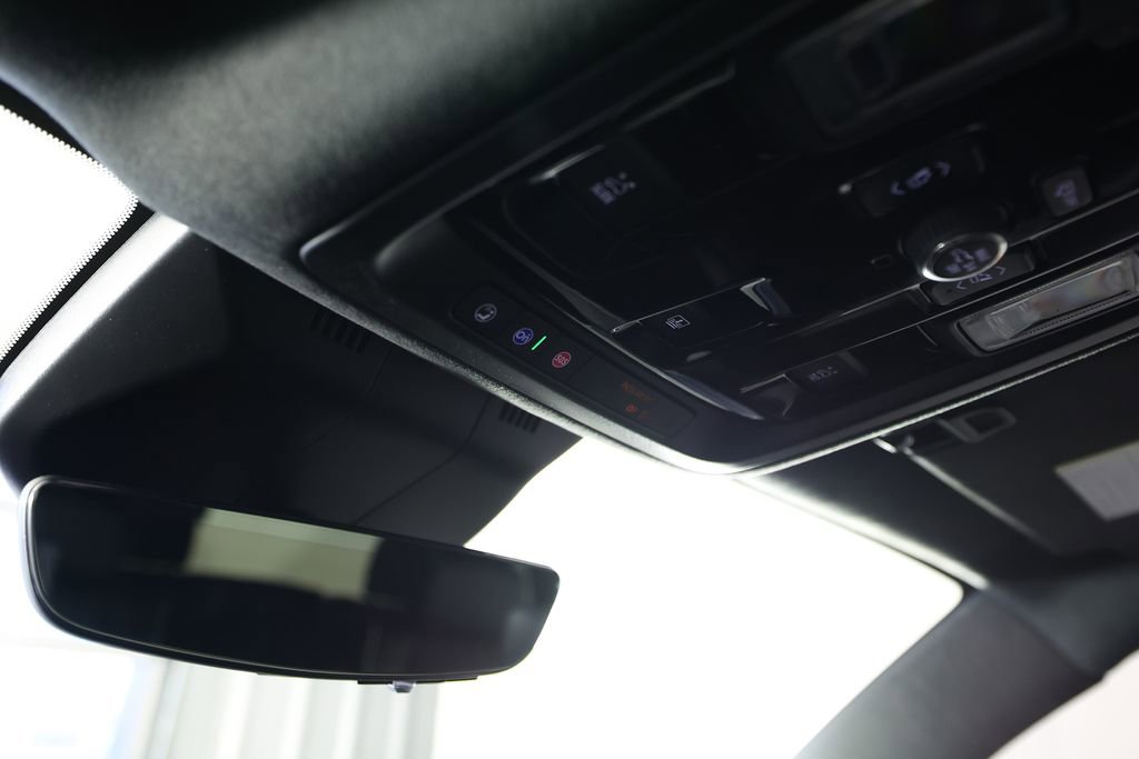 Used 2026 Cadillac Escalade Platinum Sport w/ LPO, Floor Liner Package image 44