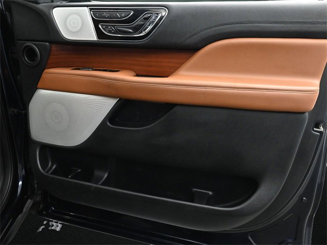 Used 2021 Lincoln Navigator Reserve w/ Luxury Package image 20