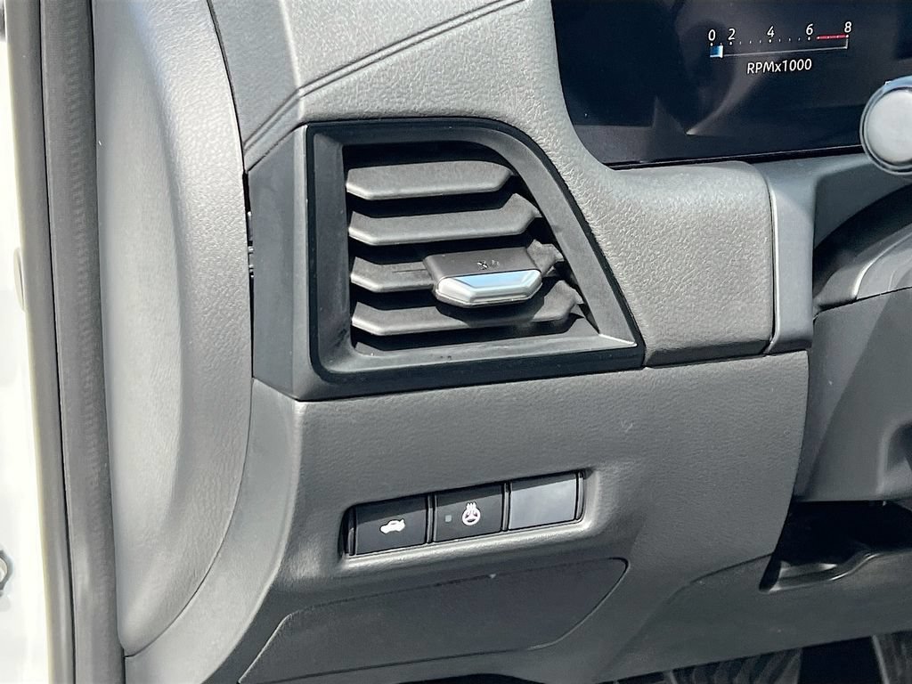 New 2026 Nissan Sentra SV w/ SV Convenience Package FWD image 10