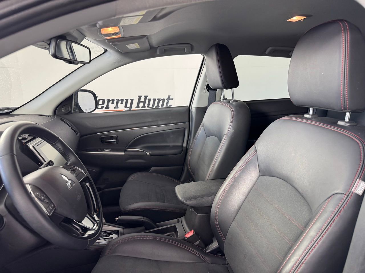 Used 2022 Mitsubishi Outlander Sport ES AWD/4WD image 3