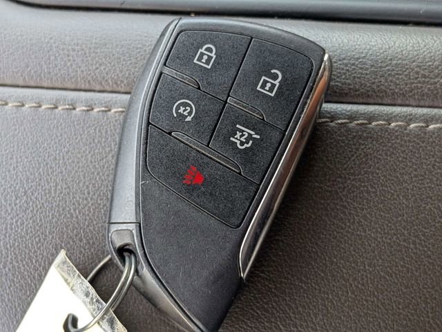 Used 2022 GMC Yukon SLE w/ Gmc Pro Safety Plus Package RWD image 27