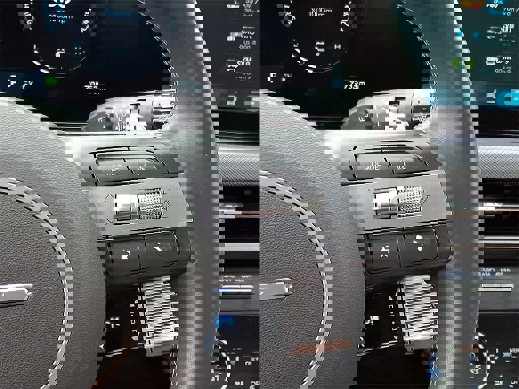 Used 2025 Hyundai Sonata Limited image 22