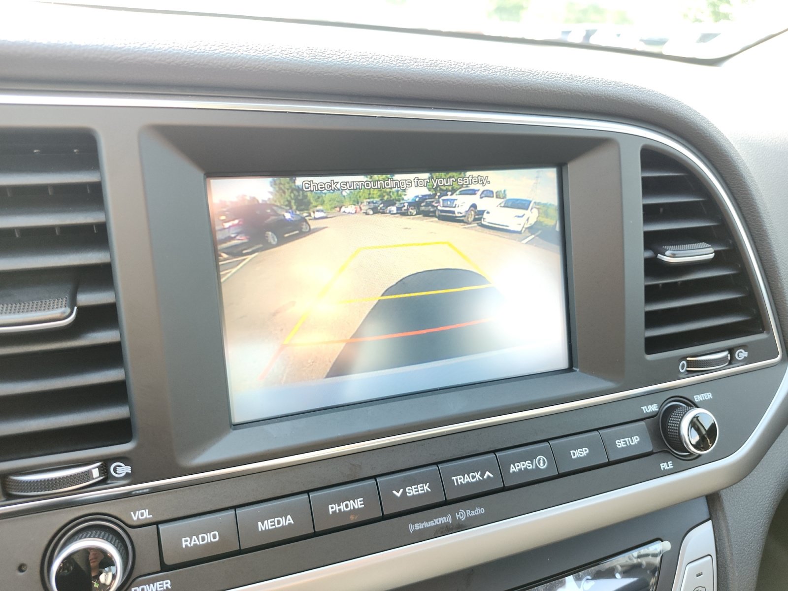 Used 2018 Hyundai Elantra SEL FWD image 16