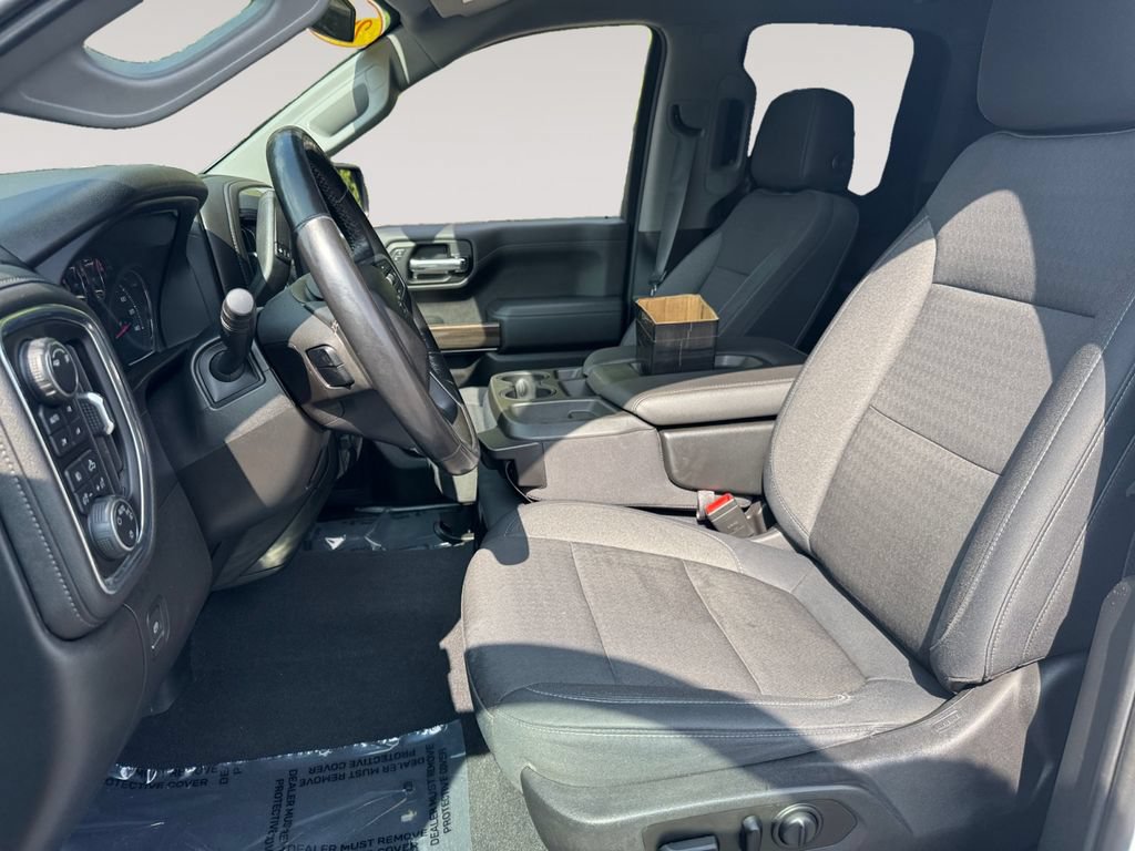 Used 2019 Chevrolet Silverado 1500 RST AWD/4WD image 9