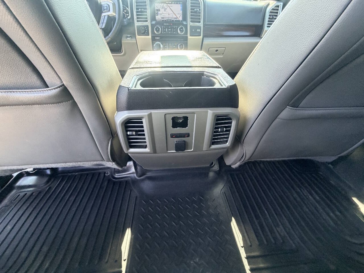 Used 2015 Ford F150 Lariat w/ Equipment Group 502A Luxury AWD/4WD image 42