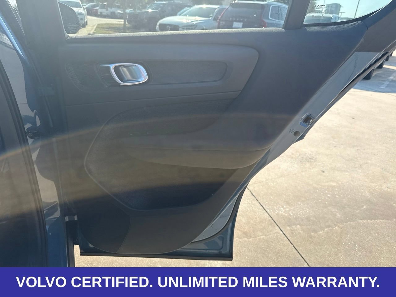 Certified 2023 Volvo C40 Recharge Core AWD/4WD image 17