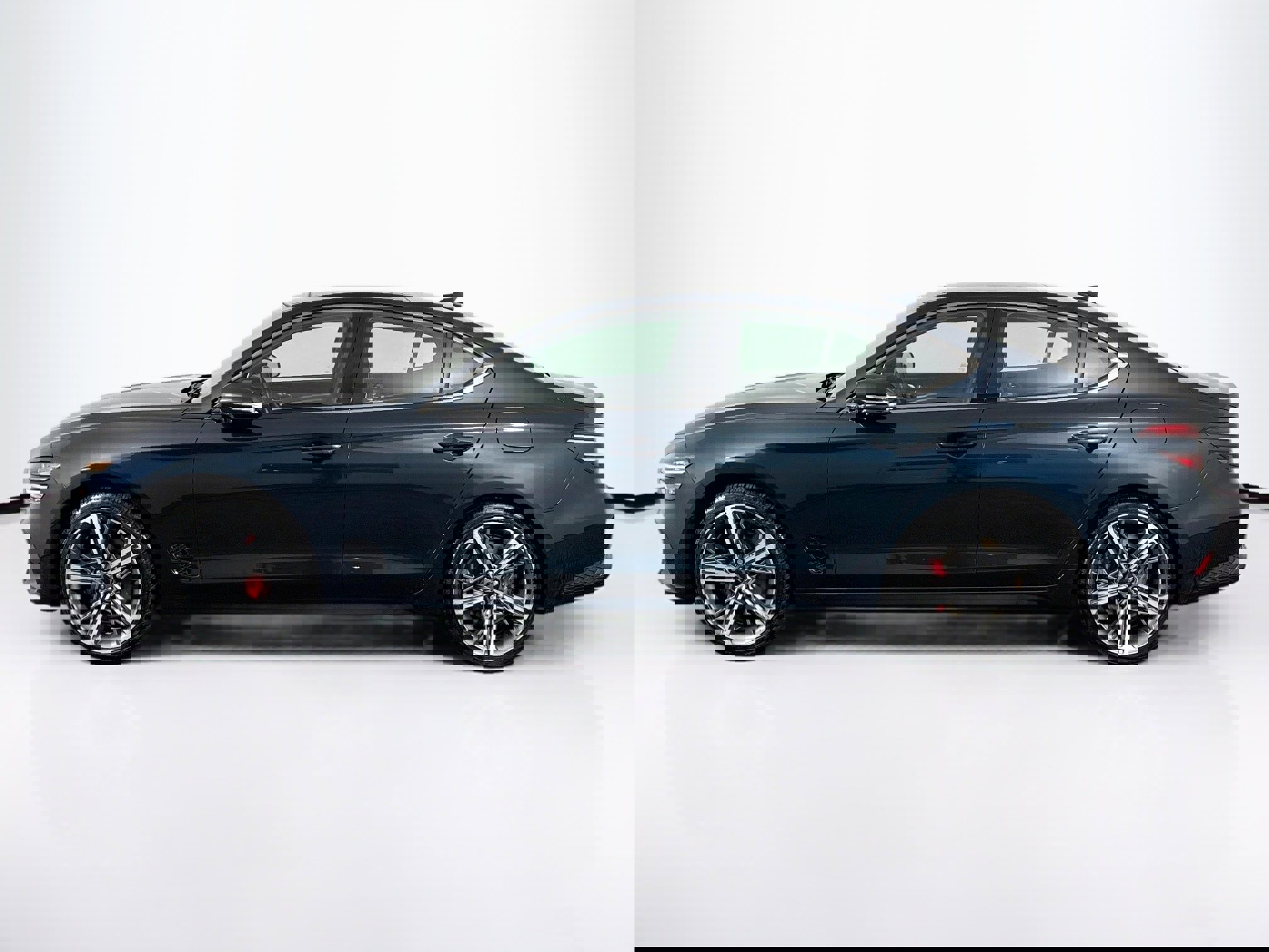 Used 2024 Genesis G70 2.5T w/ Sport Prestige Package image 7