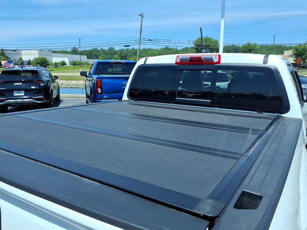 Certified 2022 GMC Canyon AT4 AWD/4WD image 11