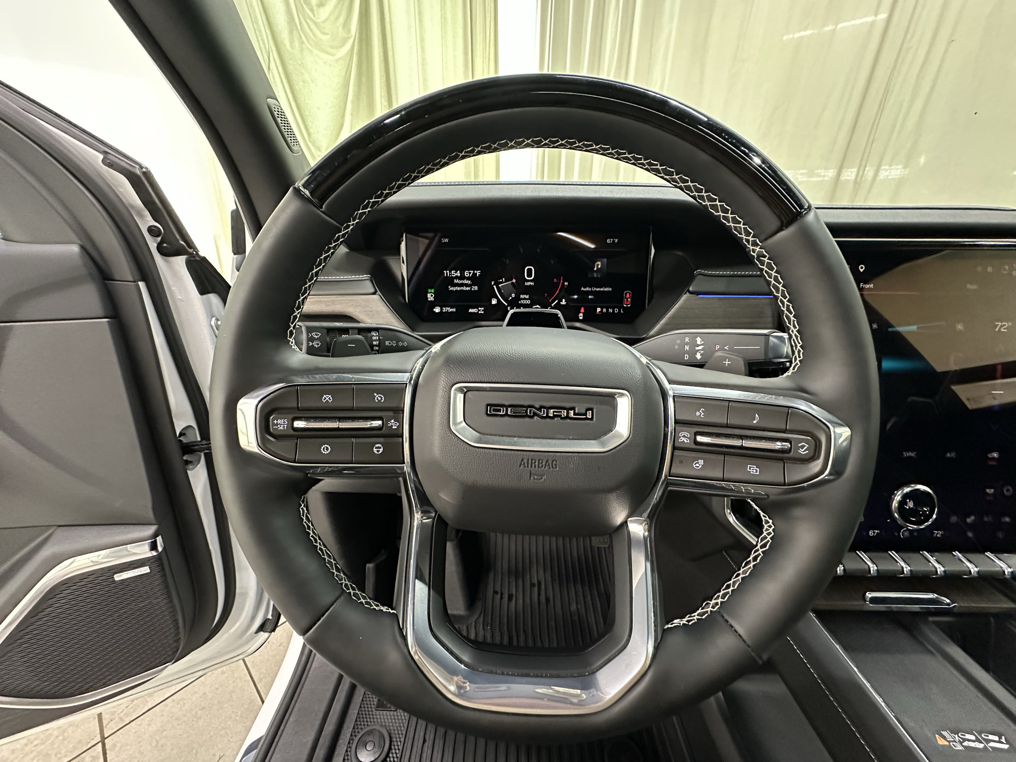 Certified 2026 GMC Acadia Denali w/ Super Cruise Package AWD/4WD image 26