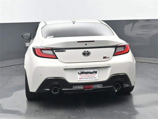 Used 2024 Toyota GR86 image 17