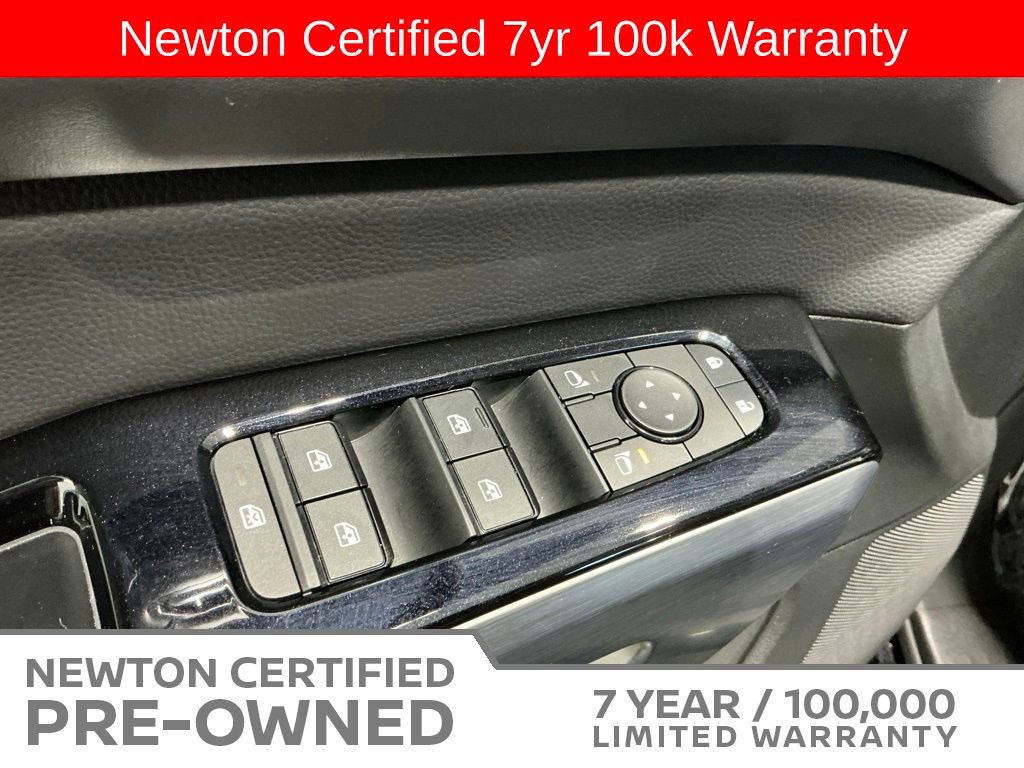 Used 2025 Nissan Pathfinder SL w/ Cargo Package FWD image 39