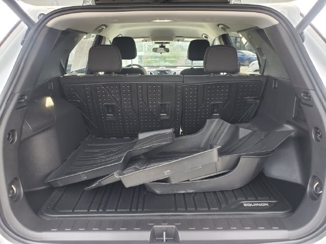 Certified 2024 Chevrolet Equinox LT w/ LPO, Floor Liner Package FWD image 11