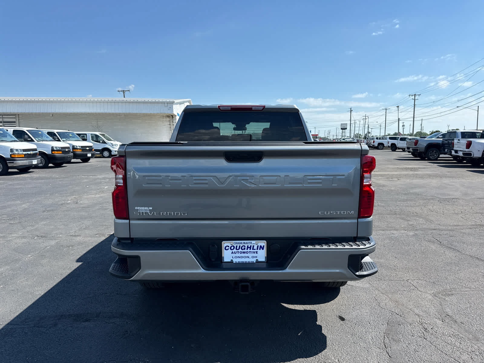 Certified 2025 Chevrolet Silverado 1500 Custom AWD/4WD image 4