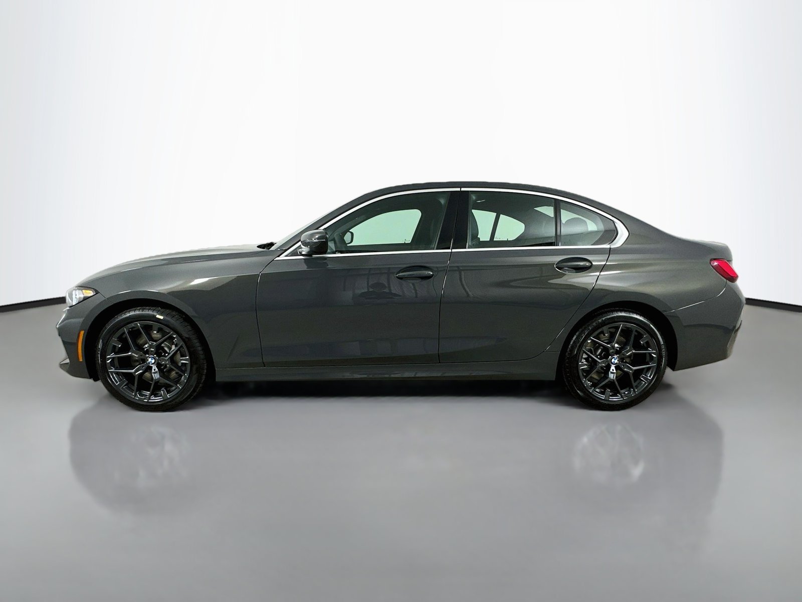 New 2026 BMW 330i xDrive Sedan w/ Premium Package AWD/4WD image 8