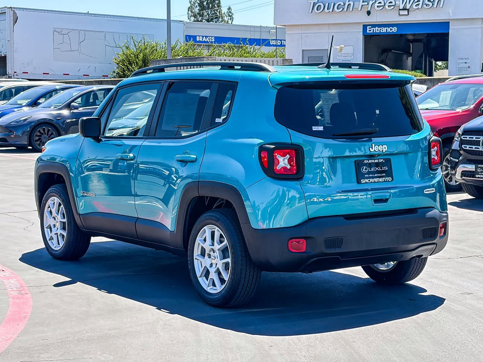 Used 2022 Jeep Renegade Latitude AWD/4WD video 2
