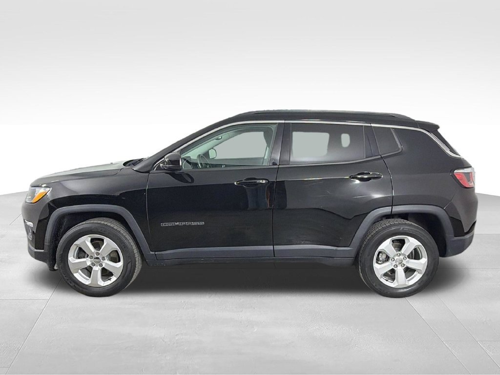 Used 2018 Jeep Compass Latitude w/ Popular Equipment Group AWD/4WD image 8