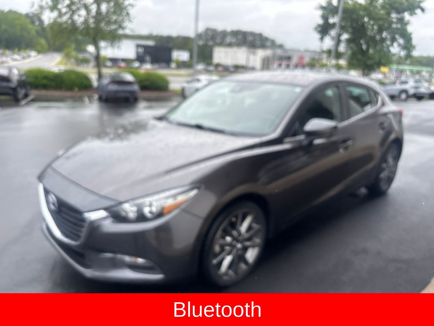 Used 2018 MAZDA MAZDA3 Touring FWD image 8