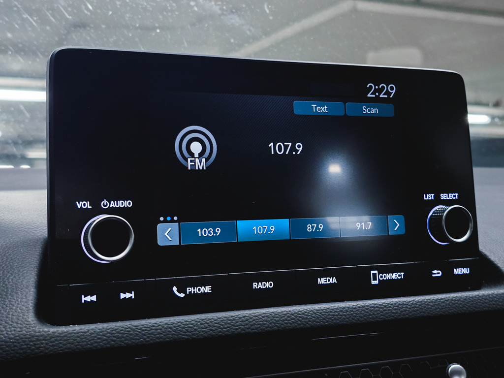 Used 2025 Honda Civic Sport image 26