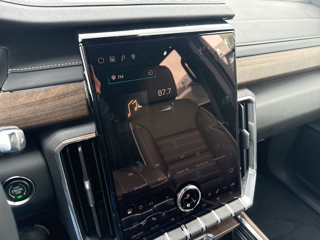 New 2026 GMC Acadia Denali Ultimate w/ LPO, All-Weather Package image 13