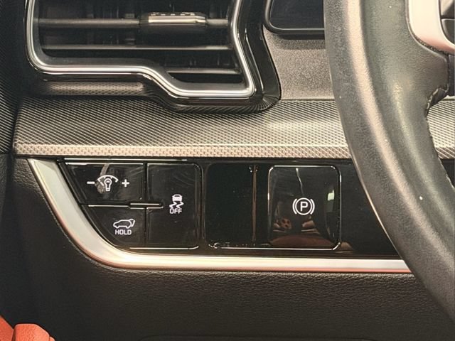 Certified 2024 Kia Sportage SX FWD image 30