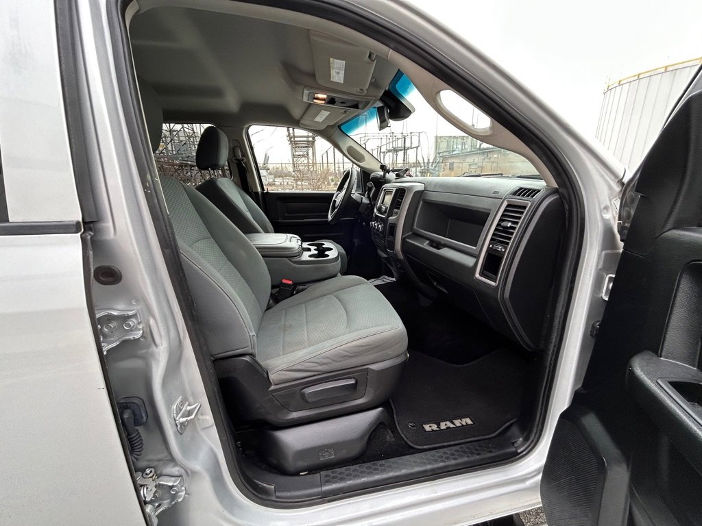 Used 2014 RAM 1500 Express w/ Ram Charger Package image 48