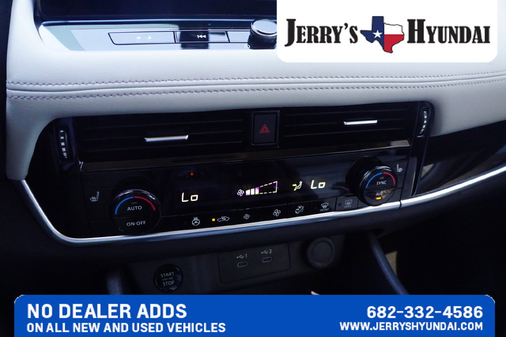 Used 2024 Nissan Rogue SL FWD image 15