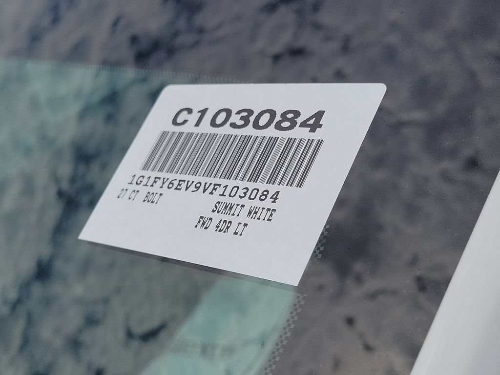 Used 2027 Chevrolet Bolt LT w/ Comfort Package FWD image 27