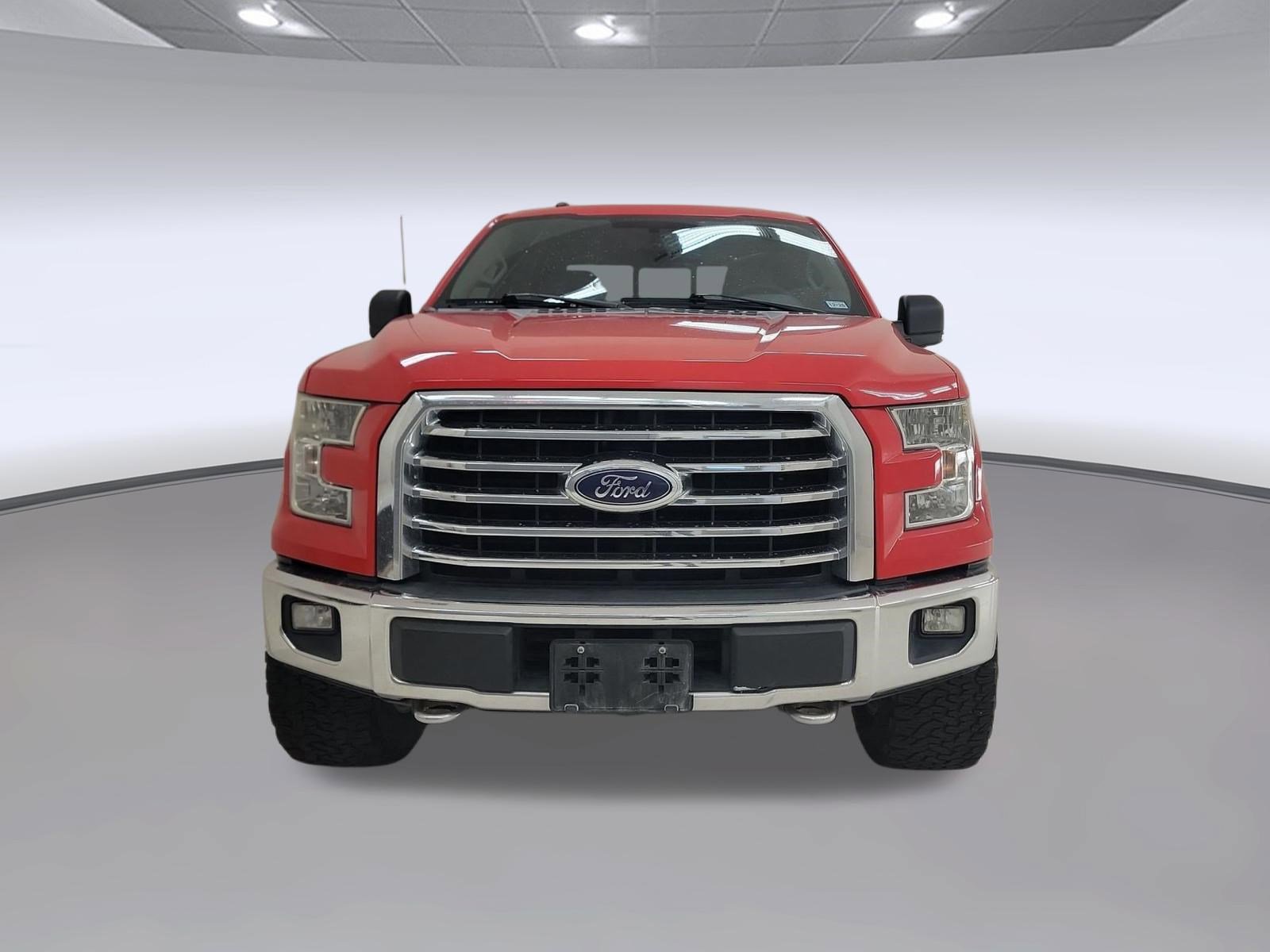 Used 2015 Ford F150 XLT w/ Equipment Group 302A Luxury AWD/4WD image 4