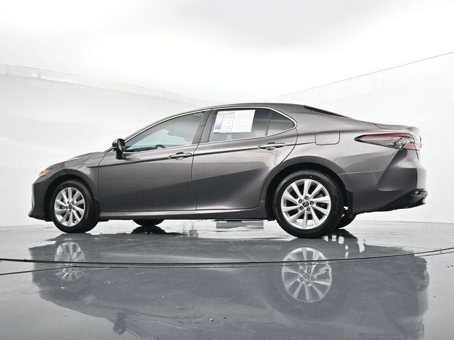 Used 2024 Toyota Camry LE w/ Cold Weather Package FWD image 30