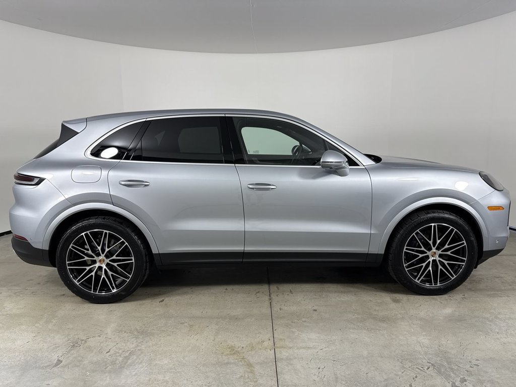 New 2026 Porsche Cayenne AWD/4WD image 8